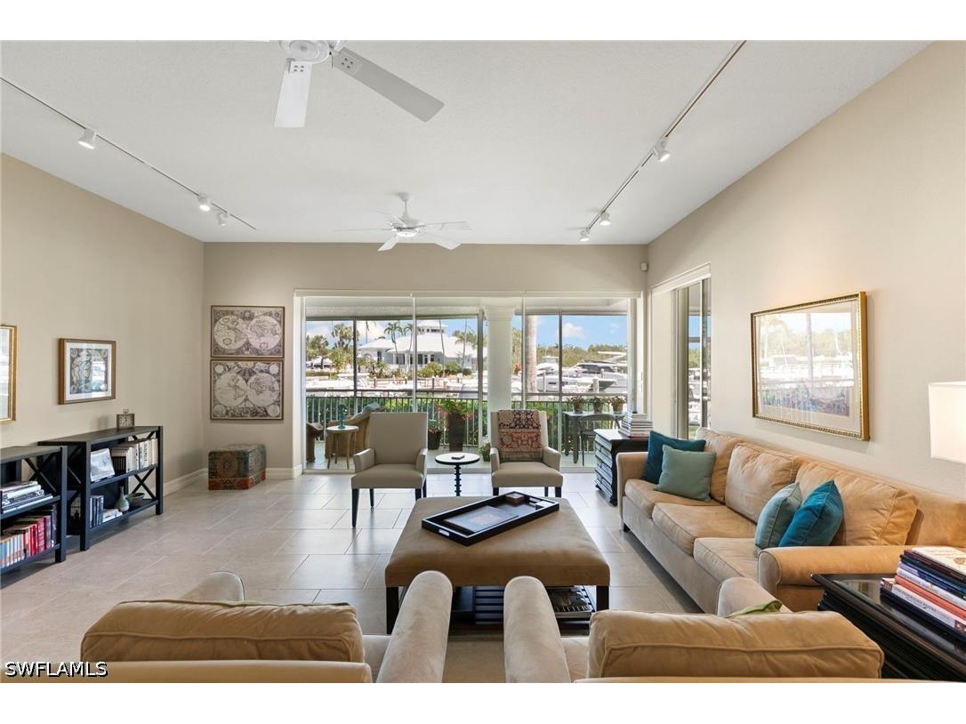 1733 Gulfstar Drive S #302 Naples FL 34112 226018034 image12