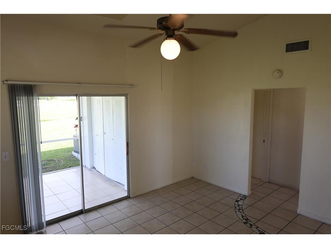 1733 NE 7th Place Cape Coral FL 33909 2025012132 image16