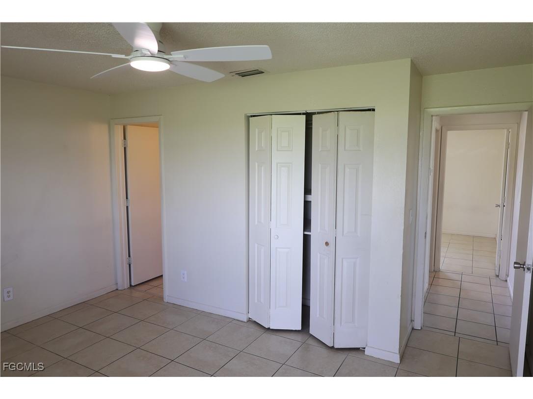 1733 NE 7th Place Cape Coral FL 33909 2025012132 image19