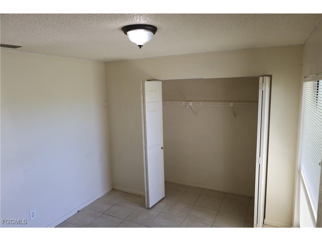 1733 NE 7th Place Cape Coral FL 33909 2025012132 image23