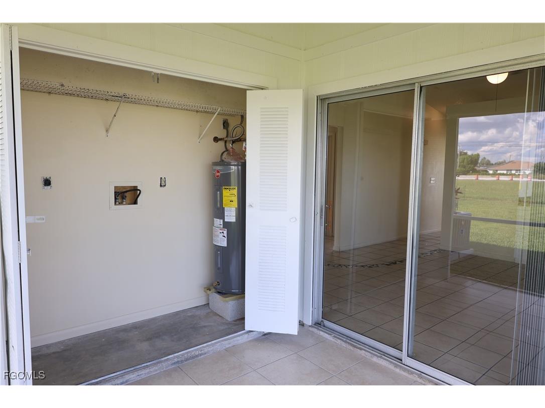 1733 NE 7th Place Cape Coral FL 33909 2025012132 image28