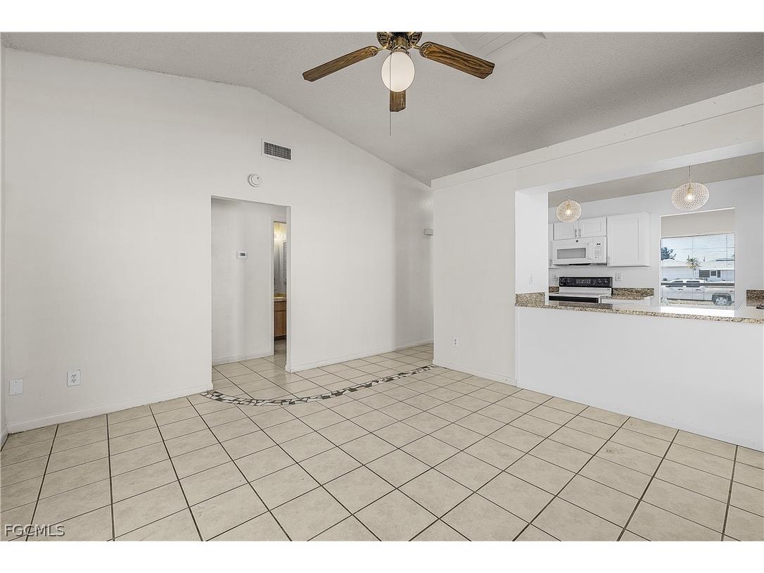 1733 NE 7th Place Cape Coral FL 33909 2026013882 image19