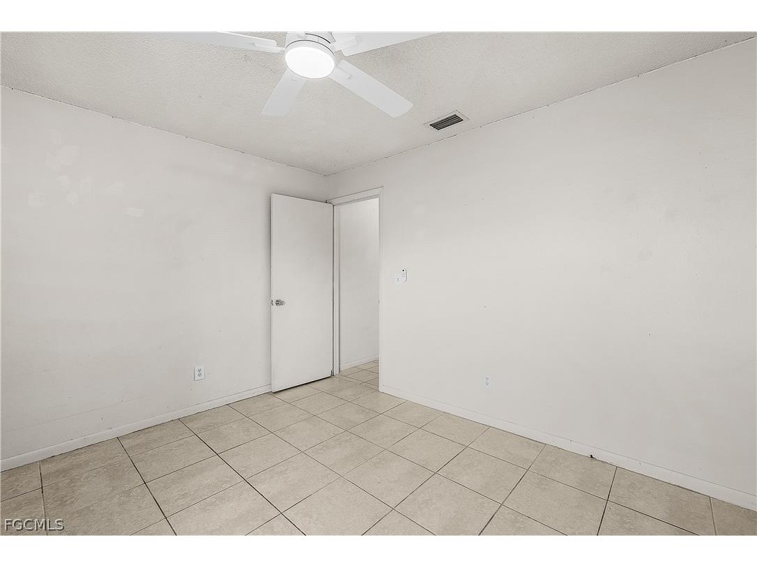 1733 NE 7th Place Cape Coral FL 33909 2026013882 image26