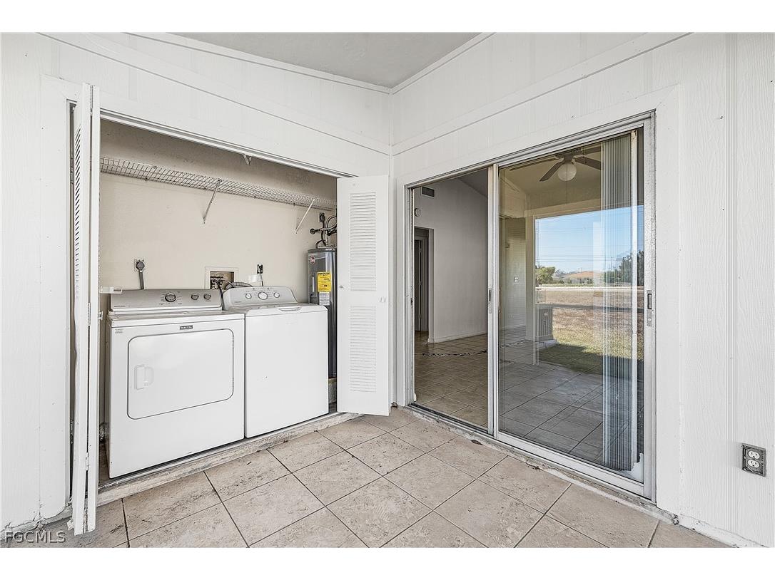 1733 NE 7th Place Cape Coral FL 33909 2026013882 image28