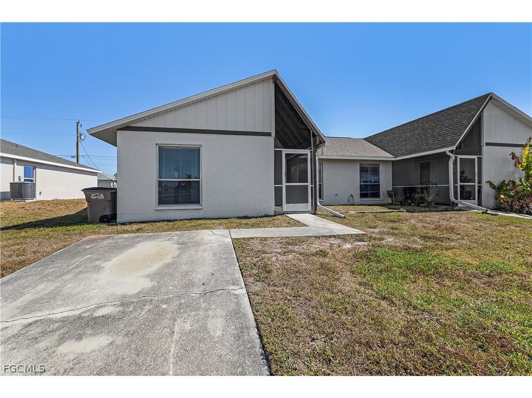 1733 NE 7th Place Cape Coral FL 33909 2026013882 image7