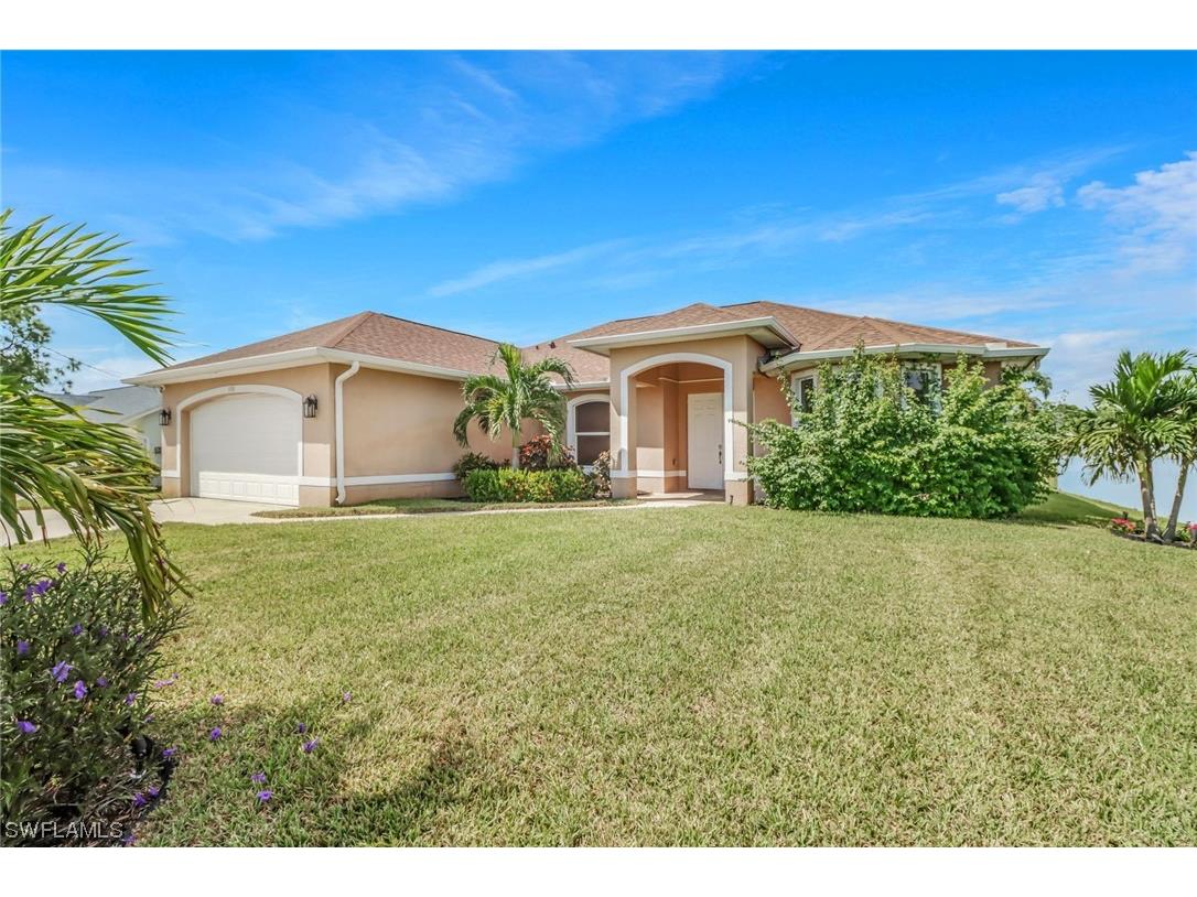 1733 S Gator Circle Cape Coral FL 33909 223061223 image1