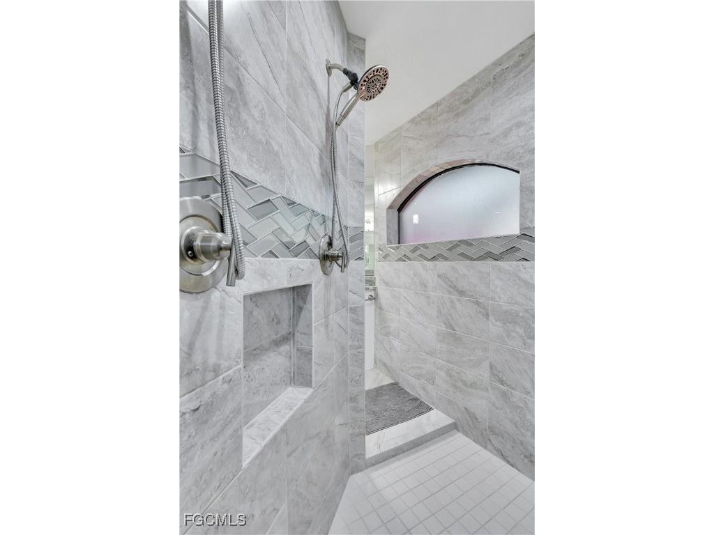 1733 SW 29th Terrace Cape Coral FL 33914 2025003940 image26