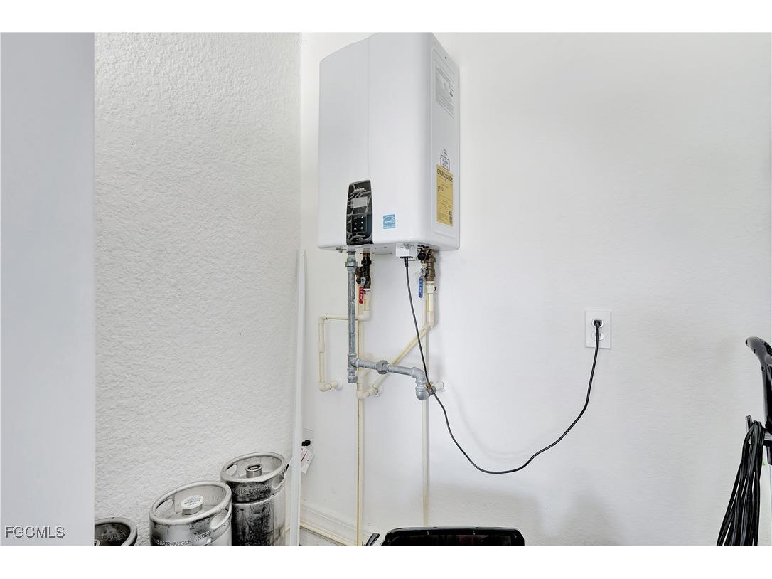 1733 SW 29th Terrace Cape Coral FL 33914 2025003940 image40