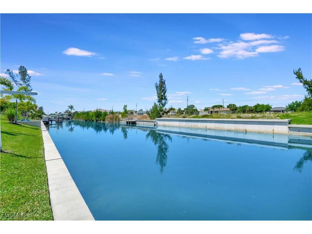 1733 SW 29th Terrace Cape Coral FL 33914 2026001826 image35