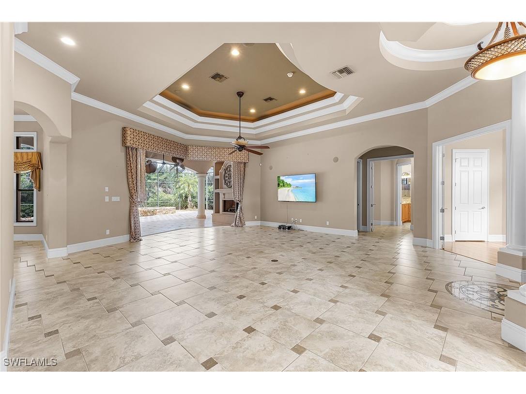 1733 Supreme Court Naples FL 34110 226000390 image7