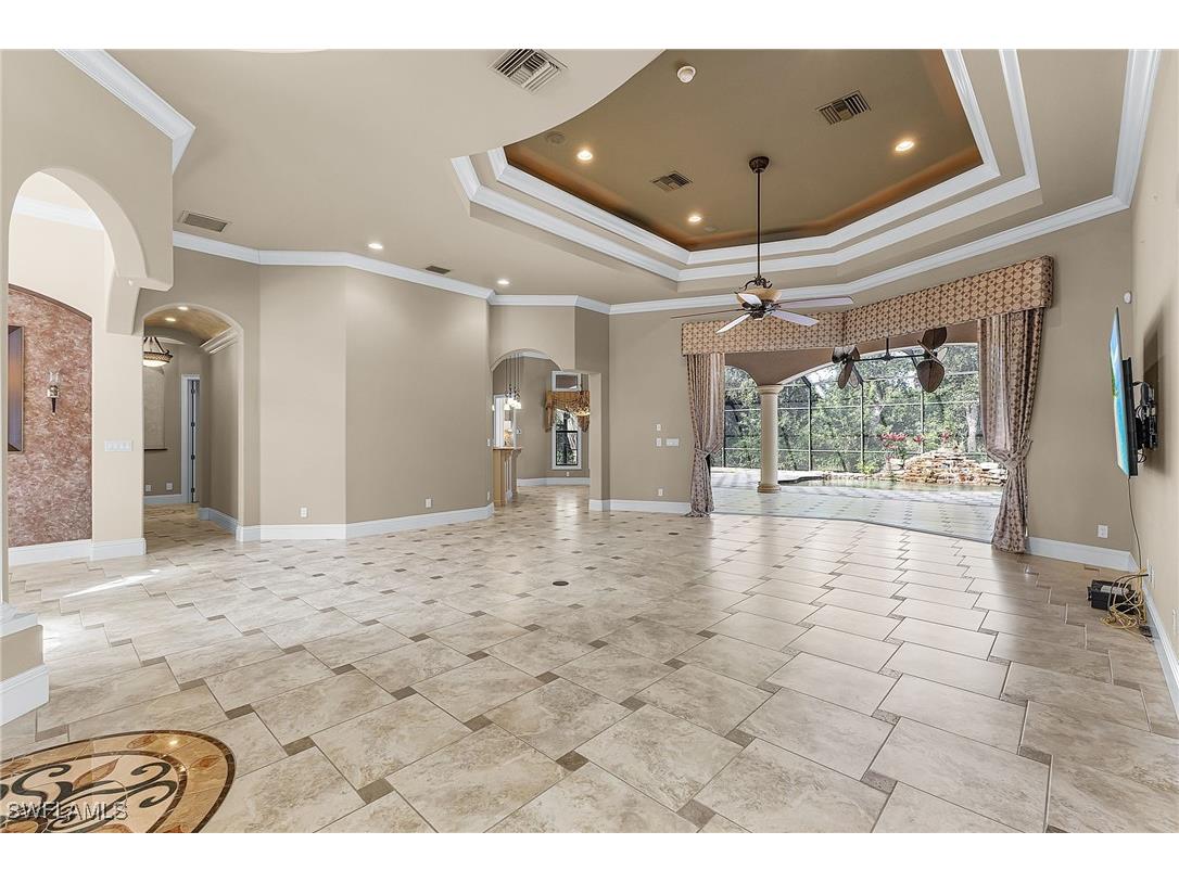 1733 Supreme Court Naples FL 34110 226000390 image8