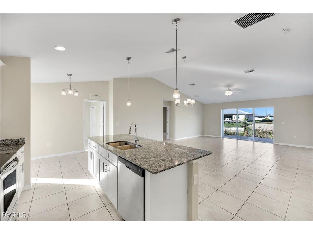 1734 NW 6th Place Cape Coral FL 33993 2025022225 image9