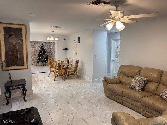 1736 Bonnie Court Fort Myers FL 33901 2025022419 image3