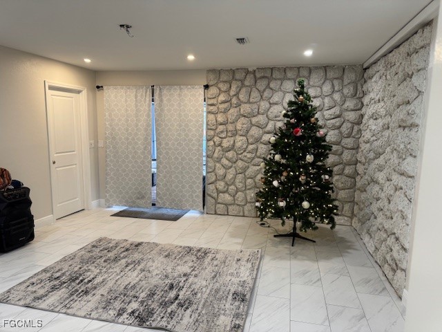 1736 Bonnie Court Fort Myers FL 33901 2025022419 image5