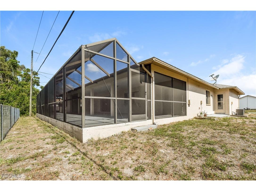 17365 Castile Road Fort Myers FL 33967 2025021756 image15