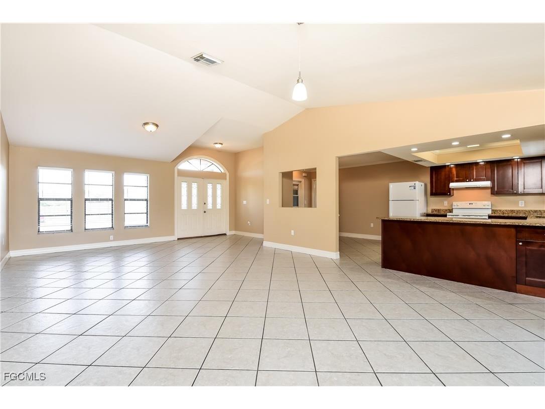 17365 Castile Road Fort Myers FL 33967 2025021756 image4