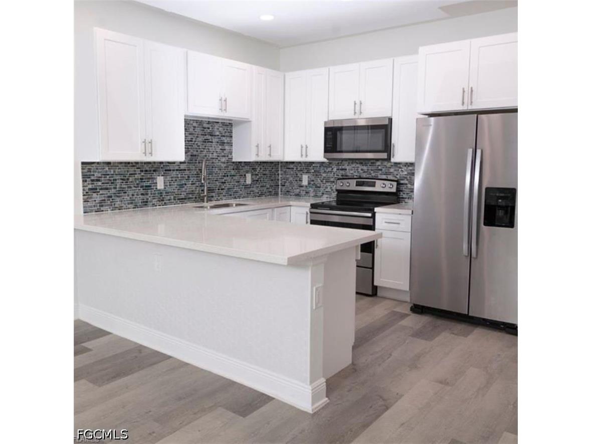 17366-17368 Ithaca Drive Fort Myers FL 33967 2026019481 image5