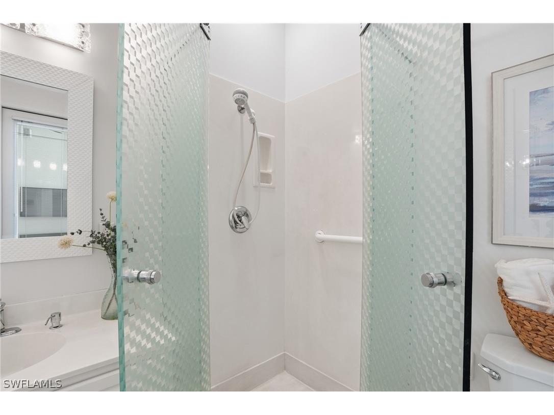1737 Marsh Run Naples FL 34109 226007987 image15