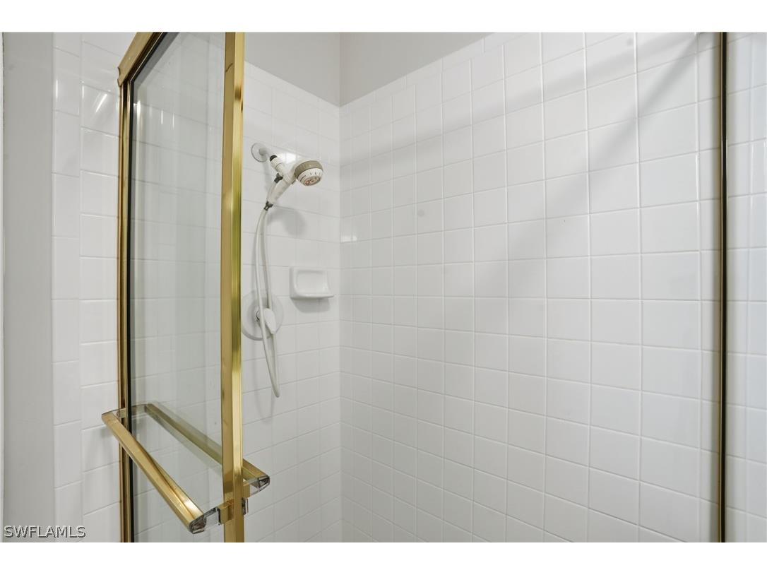 1737 Marsh Run Naples FL 34109 226007987 image21