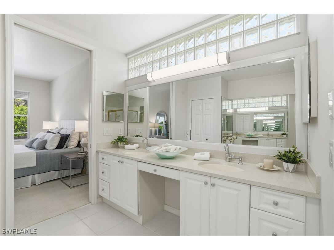 1737 Marsh Run Naples FL 34109 226007987 image22