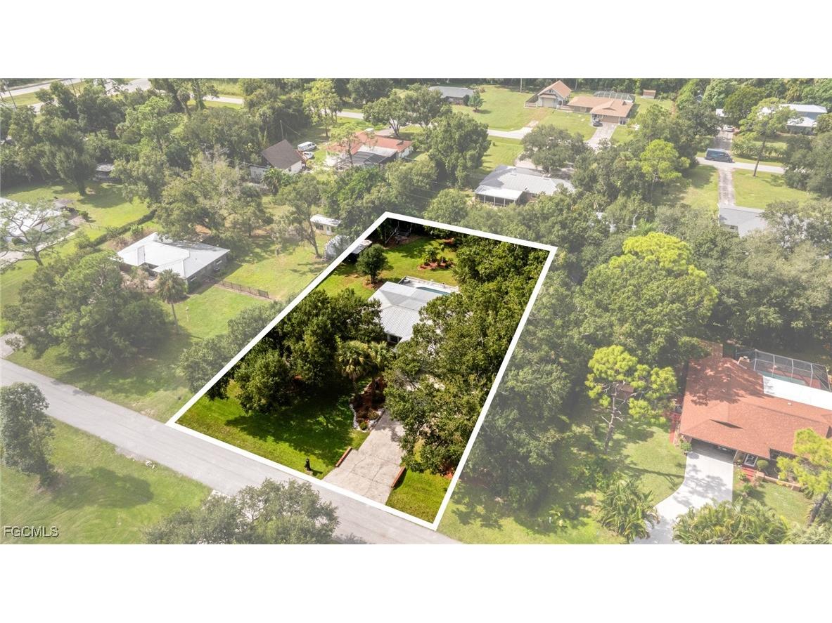 17371 Williamsburg Drive North Fort Myers FL 33917 2025016419 image22