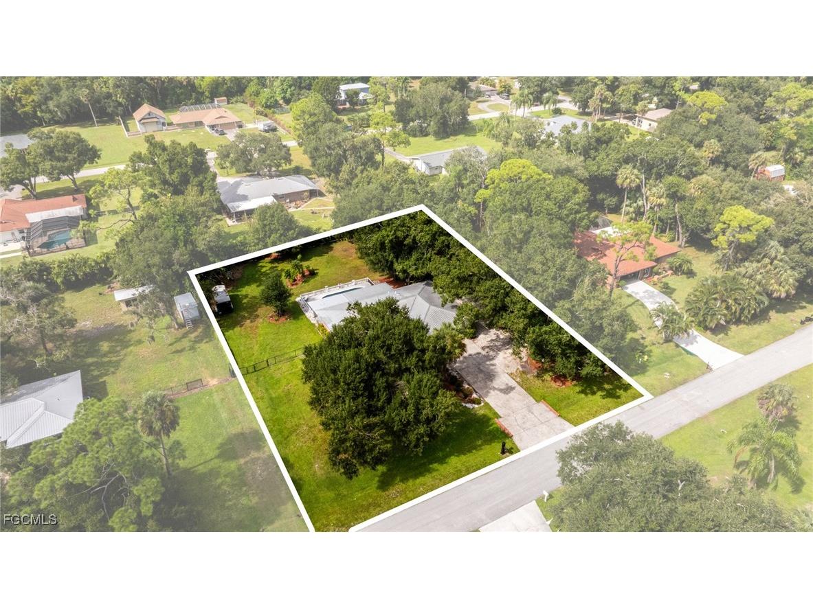 17371 Williamsburg Drive North Fort Myers FL 33917 2025016419 image23