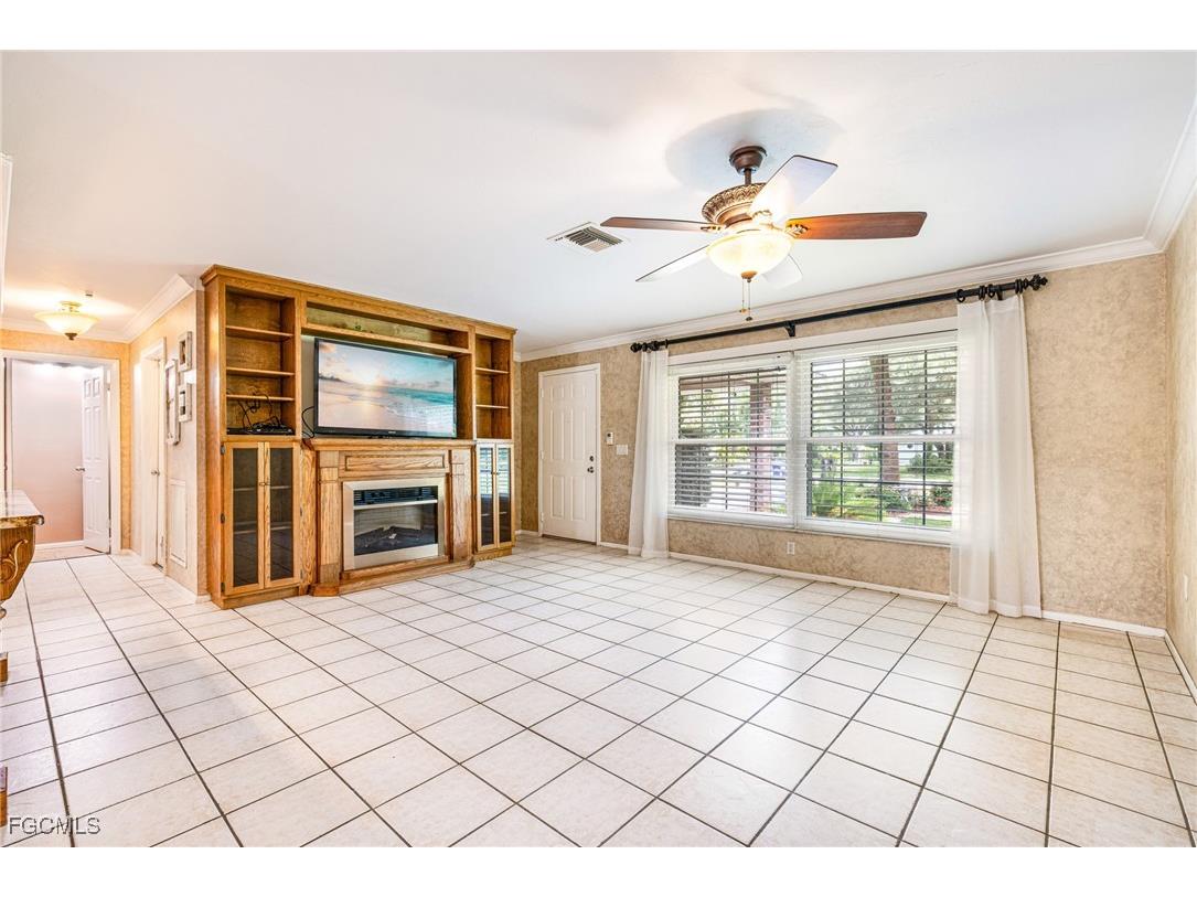 17371 Williamsburg Drive North Fort Myers FL 33917 2025016419 image3