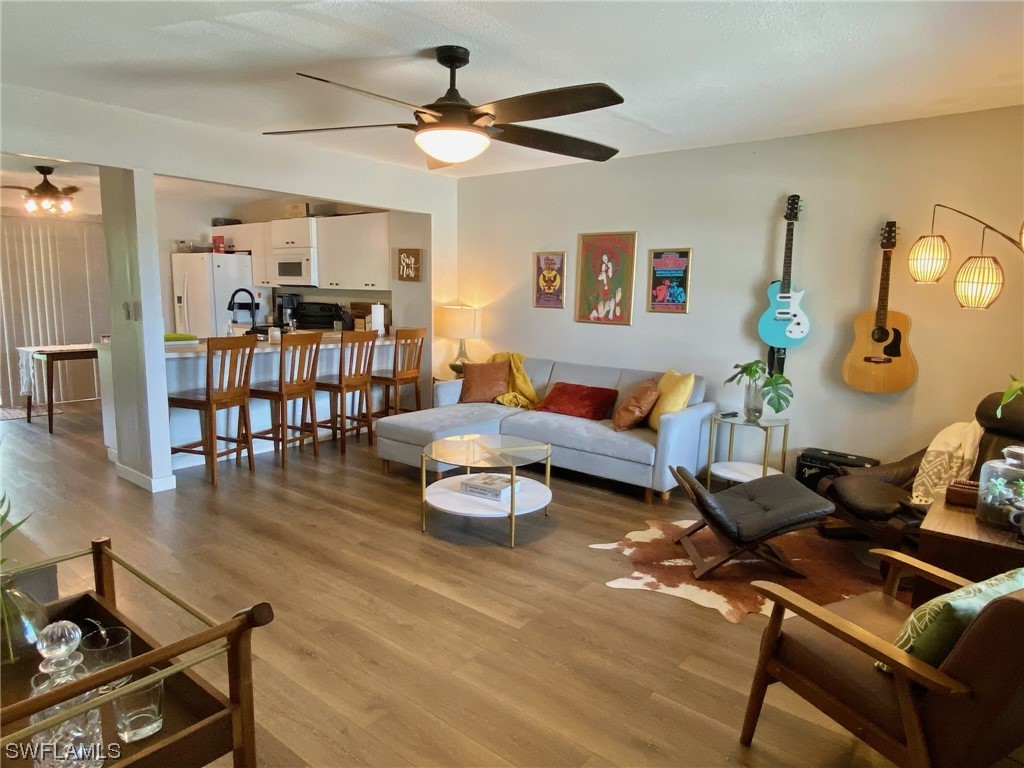 17373/375 W Carnegie Circle Fort Myers FL 33967 223023595 image1