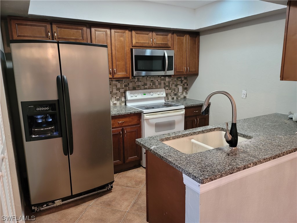 17373 E Carnegie Circle Fort Myers FL 33967 224017010 image1