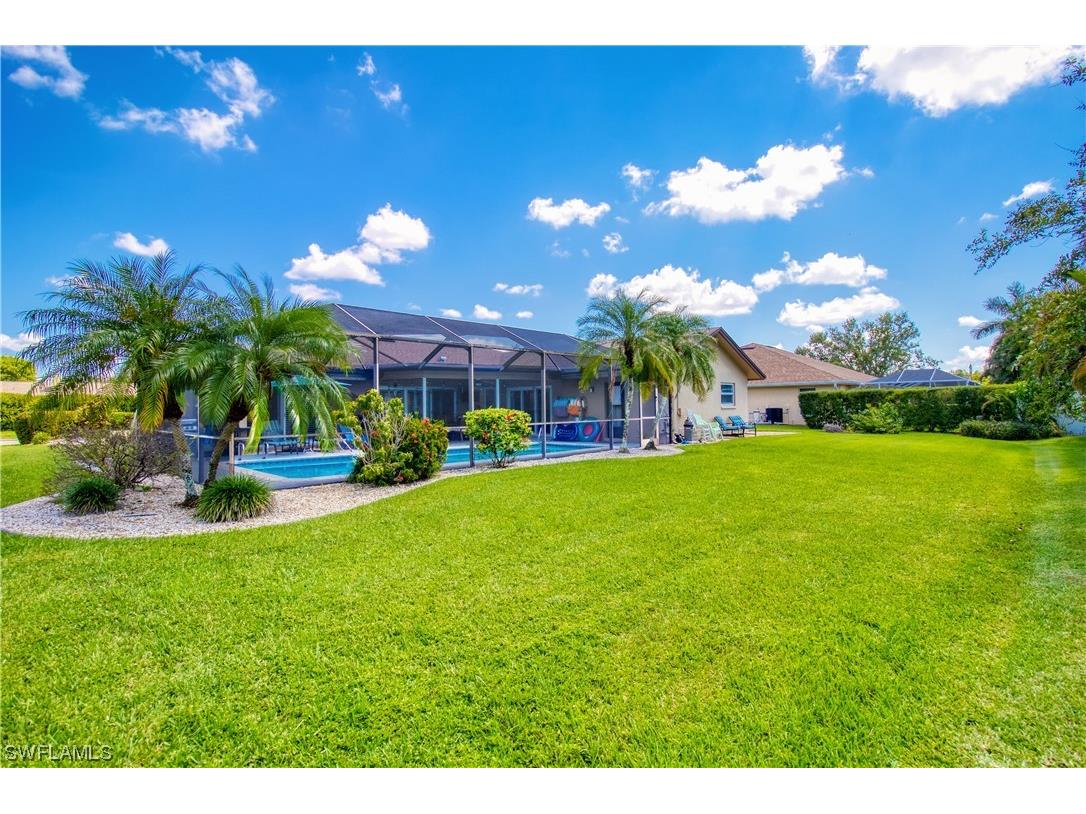 1738 Whiskey Creek Drive Fort Myers FL 33919 223060444 image1