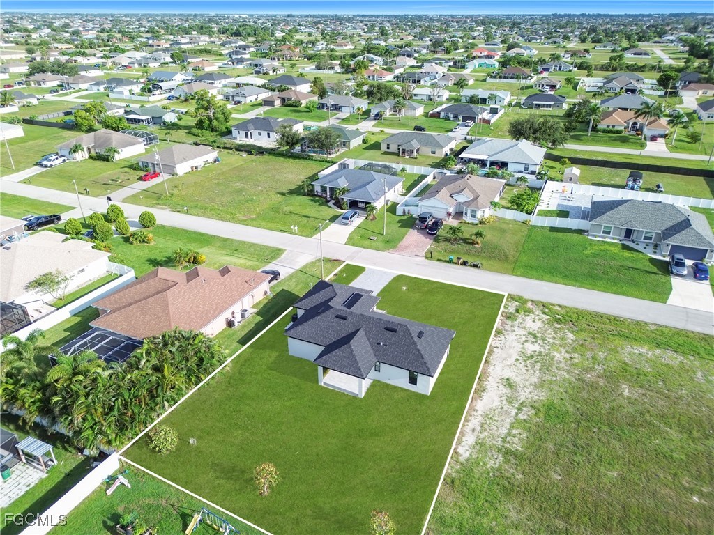 1739 NW 19th Street Cape Coral FL 33993 2025006000 image34