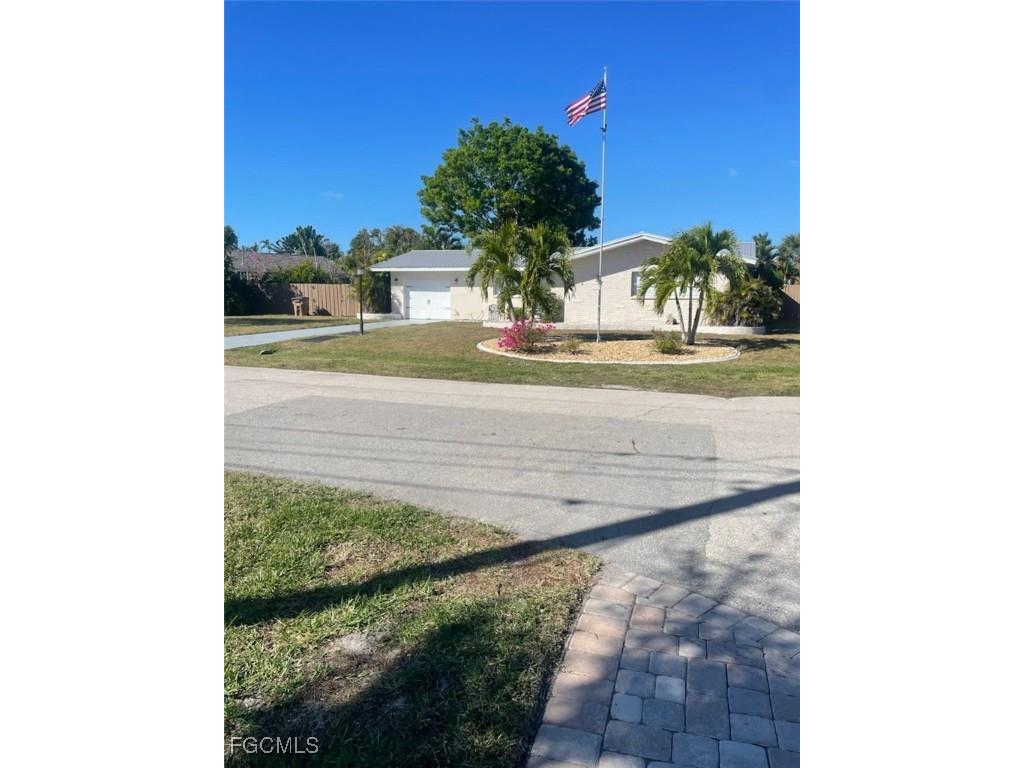 1739 Sandy Circle Cape Coral FL 33904 225015699 image1