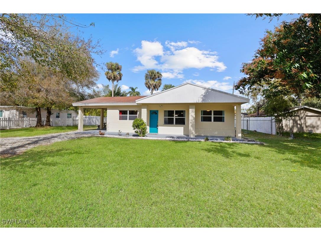174 Evergreen Road North Fort Myers FL 33903 225017187 image1