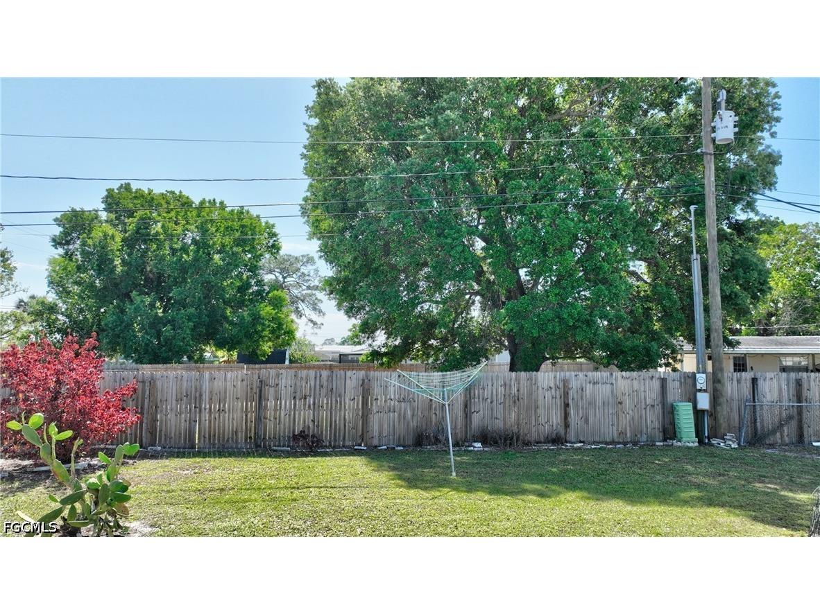 174 Santa Fe Trail North Fort Myers FL 33917 2026017267 image19