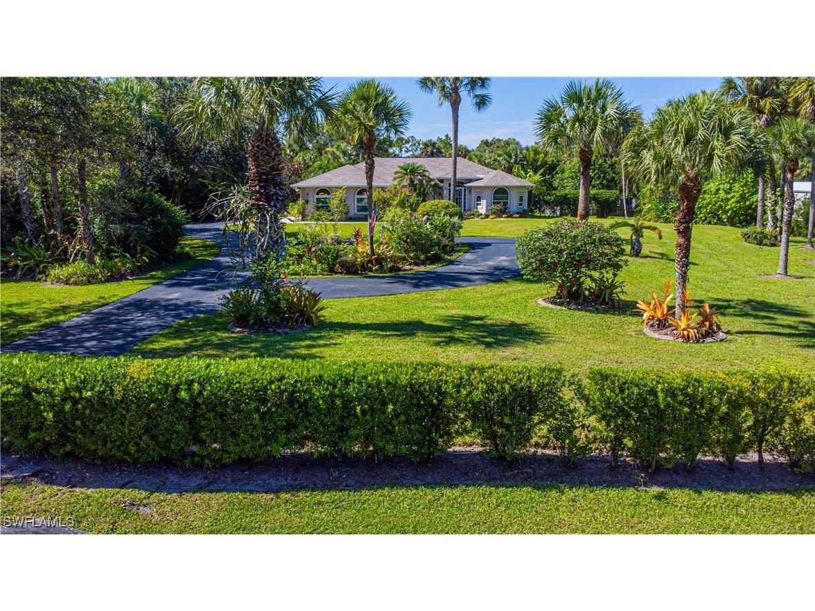 1740 10th Avenue NE Naples FL 34120 224066809 image1