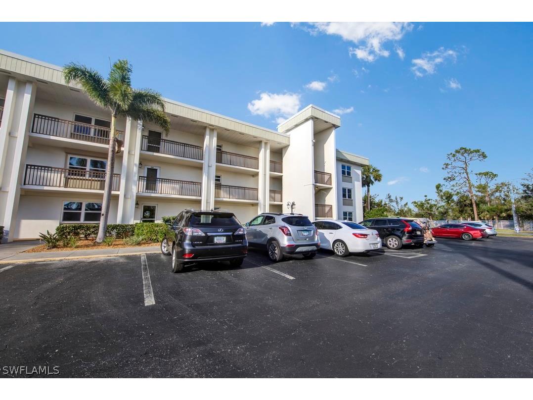 1740 Pine Valley Drive #102 Fort Myers FL 33907 223008303 image1
