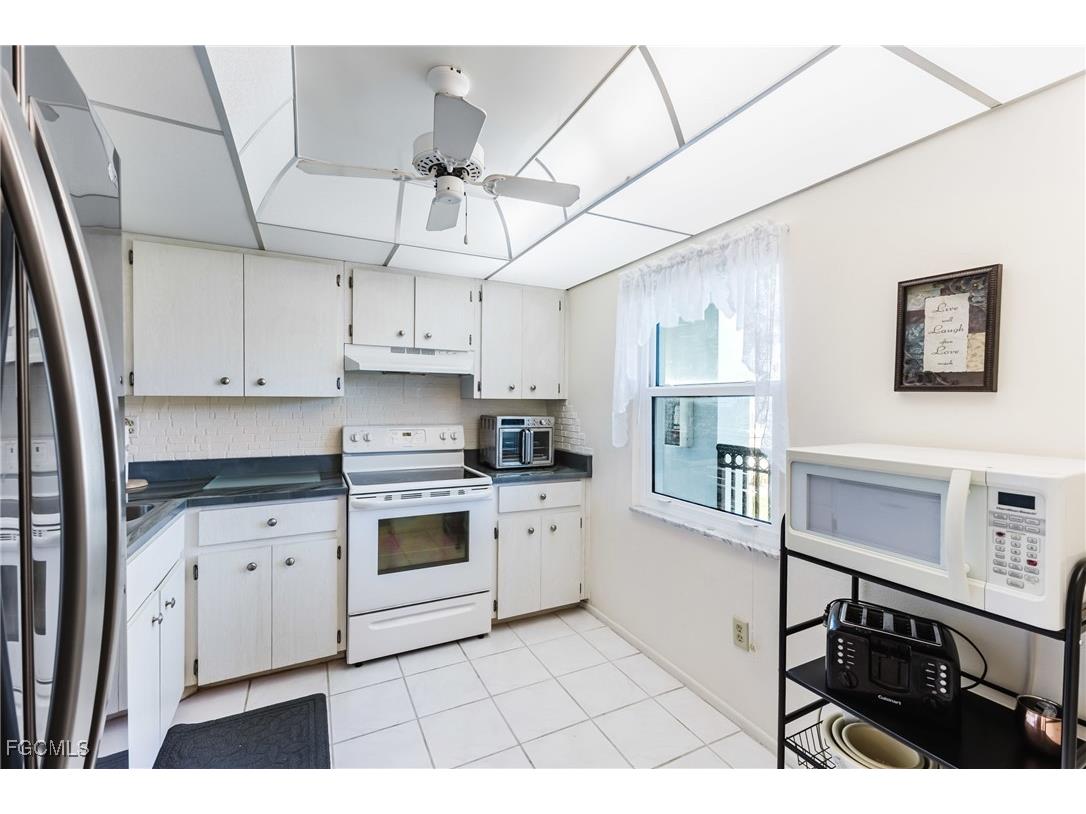 1740 Pine Valley Drive #211 Fort Myers FL 33907 2025022554 image2