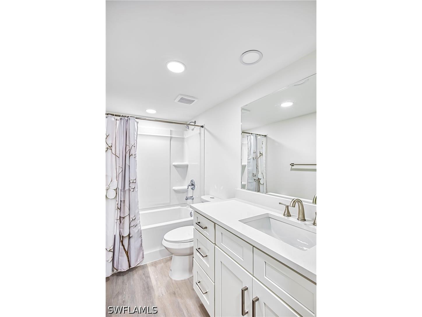 1740 Pine Valley Drive #213 Fort Myers FL 33907 226011068 image14