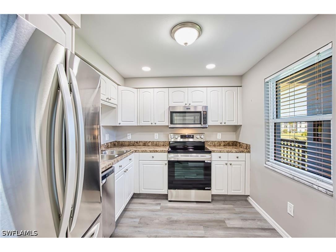 1740 Pine Valley Drive #214 Fort Myers FL 33907 226017411 image2