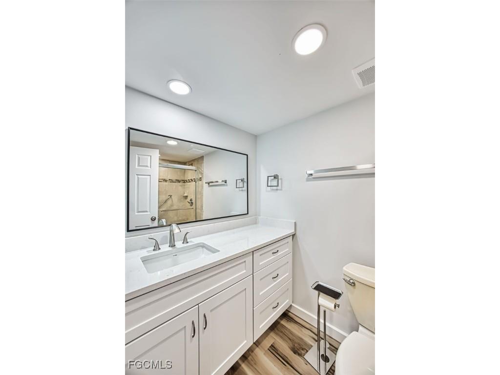 1740 Pine Valley Drive #215 Fort Myers FL 33907 2026004885 image22