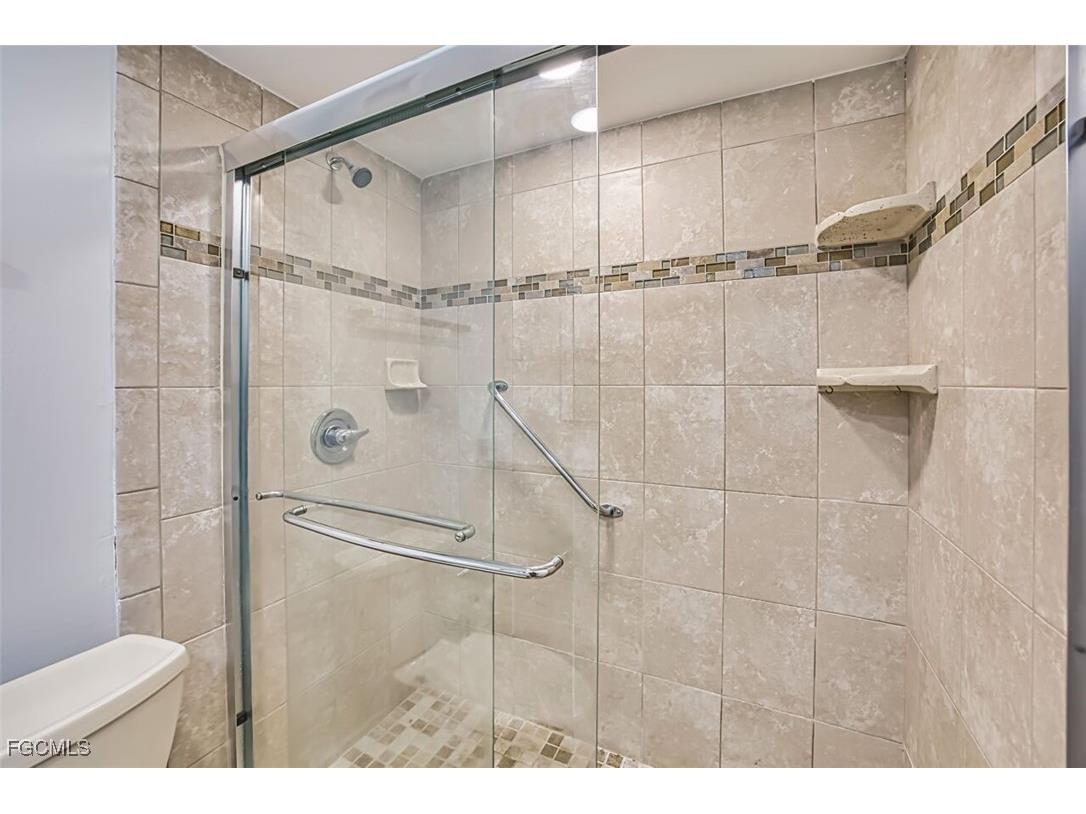 1740 Pine Valley Drive #215 Fort Myers FL 33907 2026004885 image23