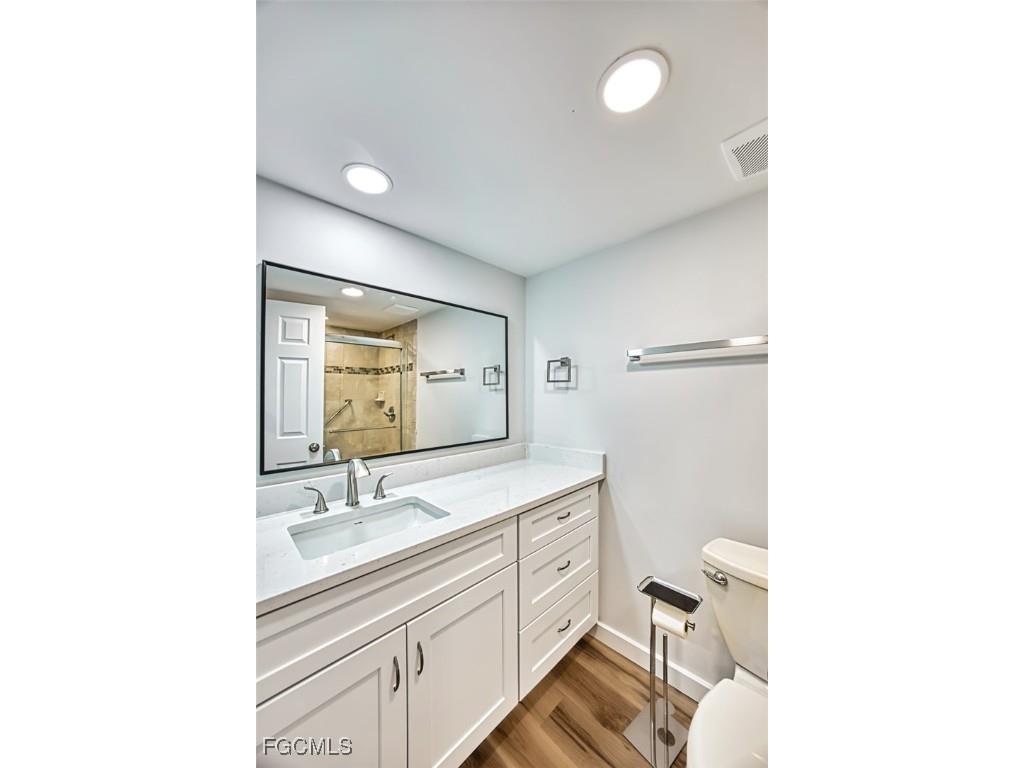 1740 Pine Valley Drive #215 Fort Myers FL 33907 2026004885 image28