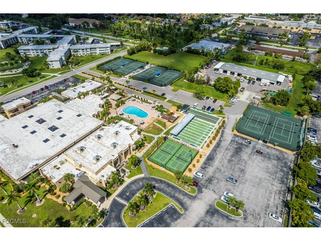 1740 Pine Valley Drive #215 Fort Myers FL 33907 2026004885 image30