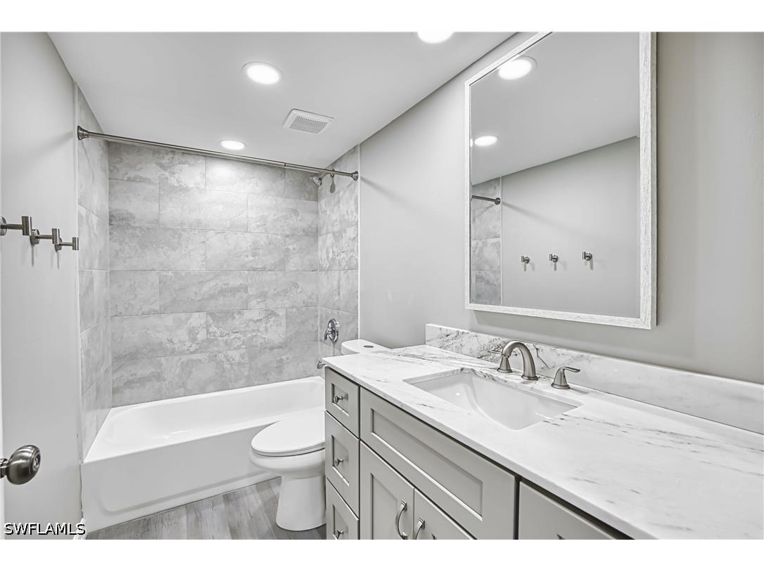 1740 Pine Valley Drive #313 Fort Myers FL 33907 226017404 image19