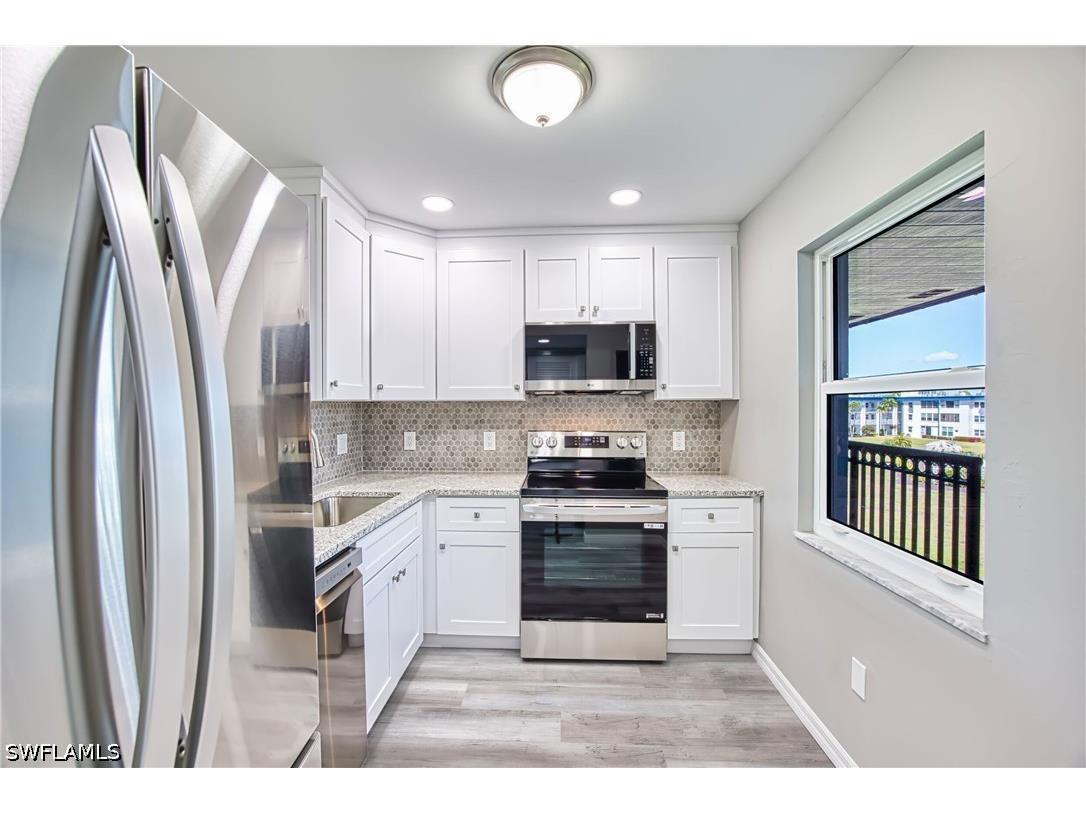 1740 Pine Valley Drive #313 Fort Myers FL 33907 226017404 image2
