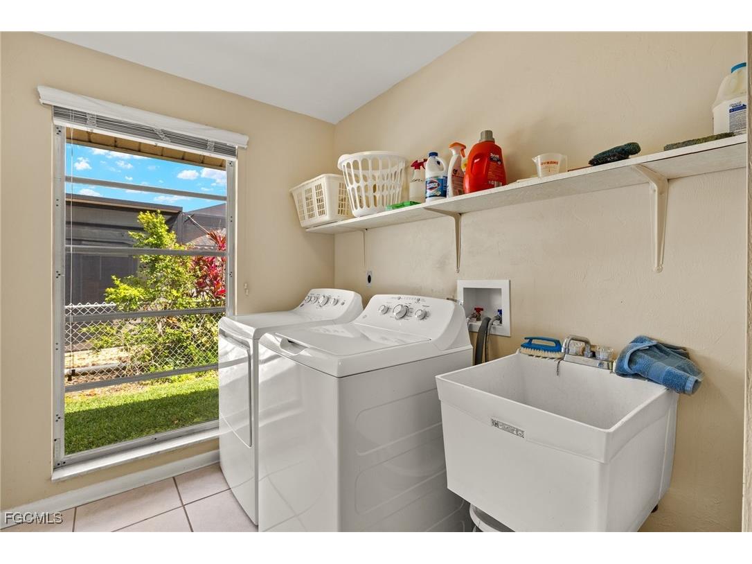 1740 Savona Parkway Cape Coral FL 33904 2025012958 image29