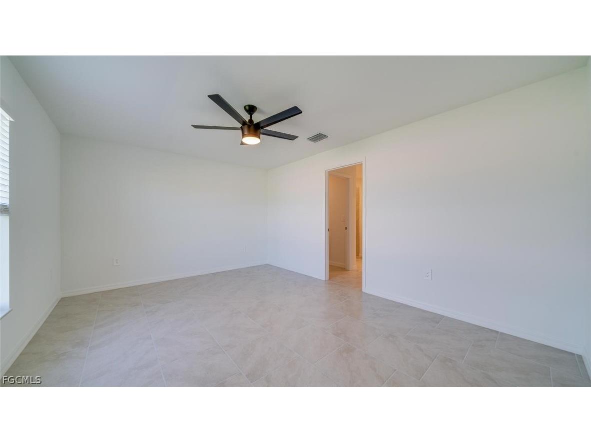 17400 Monte Isola Way North Fort Myers FL 33917 2026011823 image12