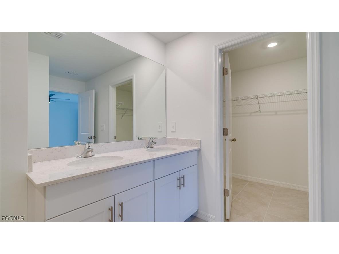 17400 Monte Isola Way North Fort Myers FL 33917 2026011823 image15