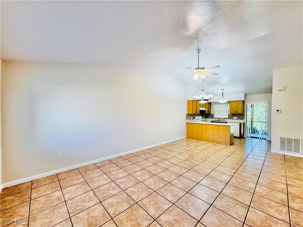 17405 E Carnegie Circle #405 Fort Myers FL 33967 2026013941 image8
