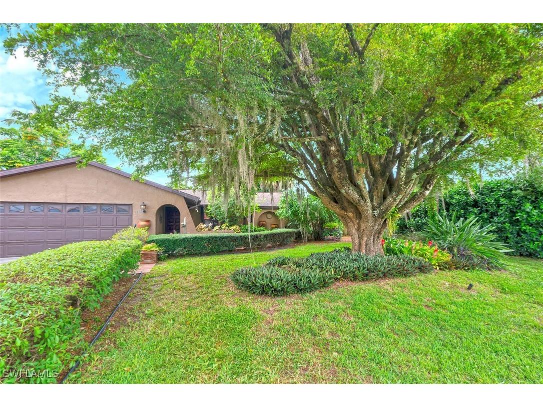 1741 45th Terrace SW Naples FL 34116 225062084 image1